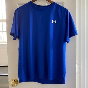 Blue men’s under armour tee